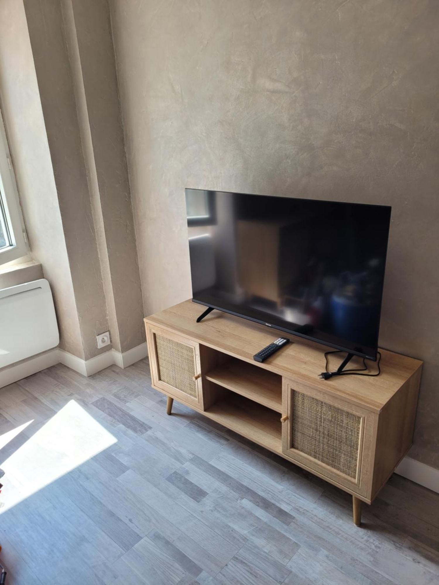 Appartement En Plein Centre Ла-Тюрбаль Экстерьер фото